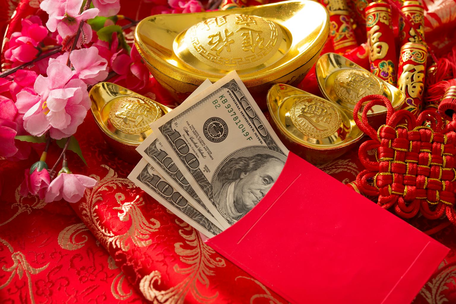 do you get money on chinese new year